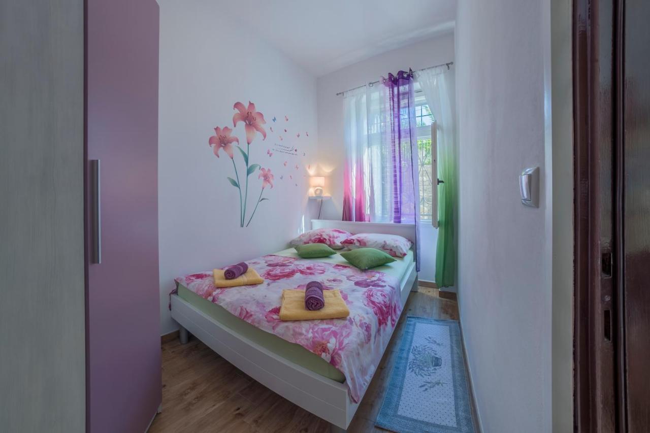 Apartment Ljube PUY Eksteriør bilde