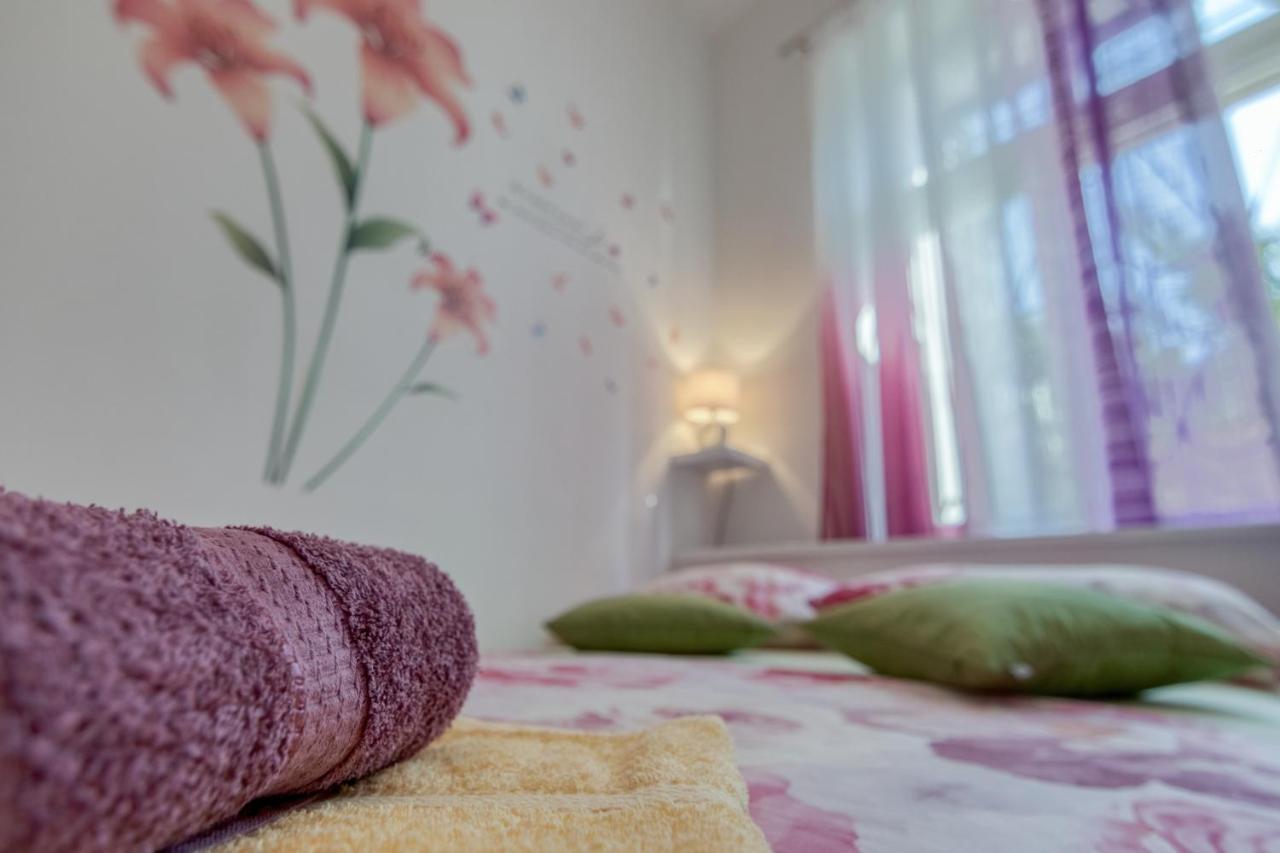 Apartment Ljube PUY Eksteriør bilde