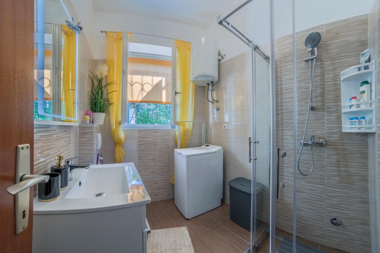 Apartment Ljube PUY Eksteriør bilde